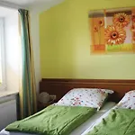 2 Hohen Wieschendorf