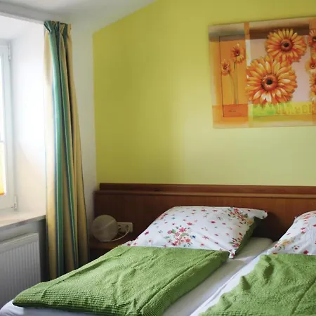 Apt, 2 Hohen Wieschendorf