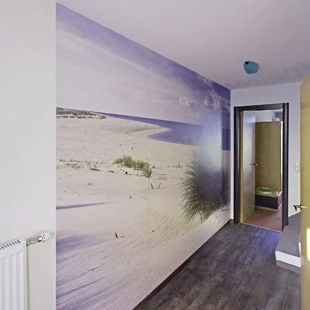 Apartment Apt, 2